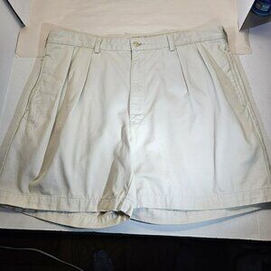 Polo Ralph Lauren Tyler Shorts Men's Size 38 Pleated Front Ivory Polo Chino